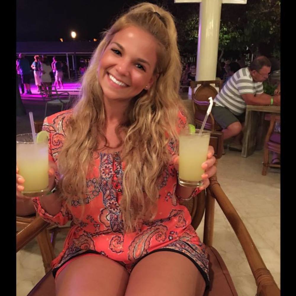 Meet your Posher, Ashley